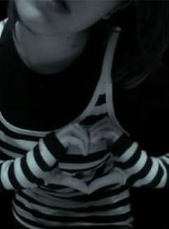 voi c zicetzi k  ins emo
emo ins k eshti f what is emo